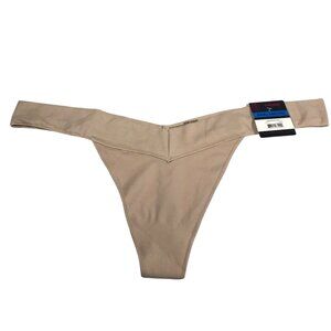 No Boundaries Womens Size XXXL 10 V-Thong Panty Seamless Beige New With Tags